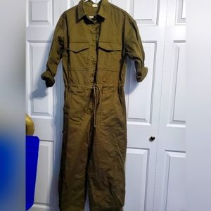 Levi's Woman's Med, Olive jumpsuit